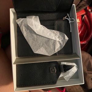 Fossil passport and travel set!